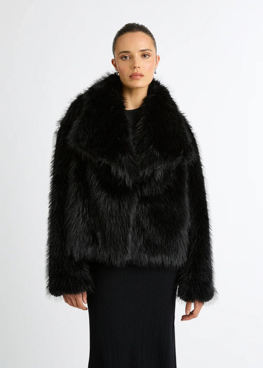 Anna™ | Glamorous Faux Fur Coat