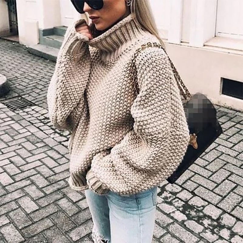 Feline™ | Chunky Knitted Turtleneck Sweater